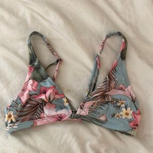 BRAND NEW Rhythm bikini top